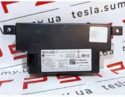 Контролер системи безпеки, центральний Tesla Model 3, 1100241-00-J (110024100J)